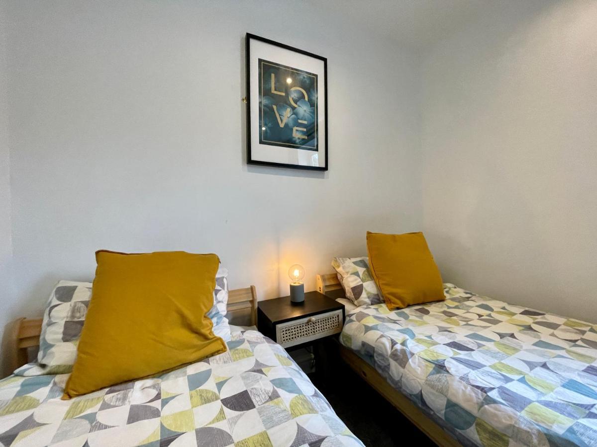 6 Person Apartment In City Centre Cardiff Luaran gambar