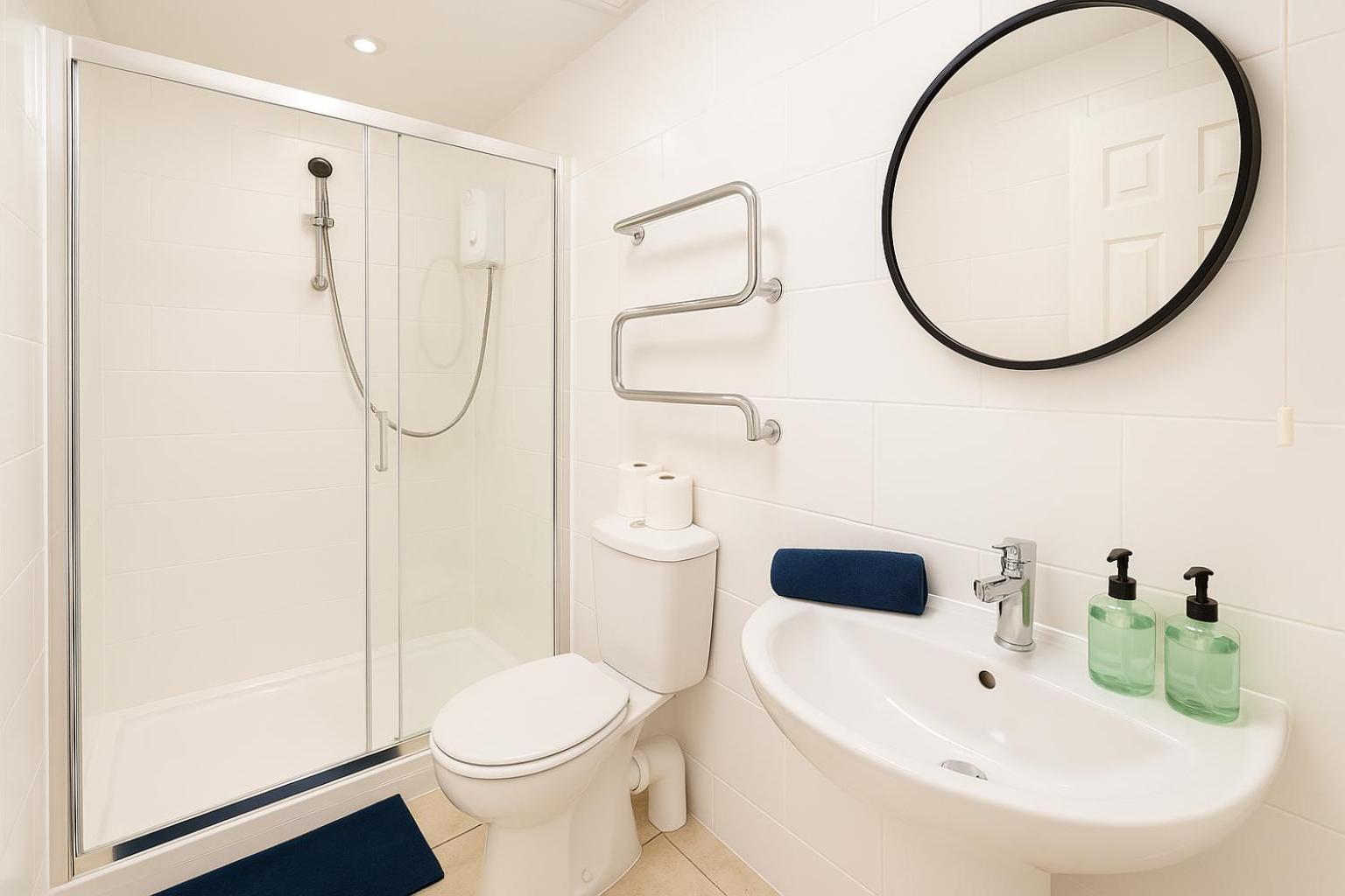 6 Person Apartment In City Centre Cardiff Luaran gambar